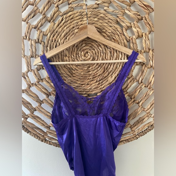 Vintage Vanity Fair Lace Bodysuit - Picture 3 of 10